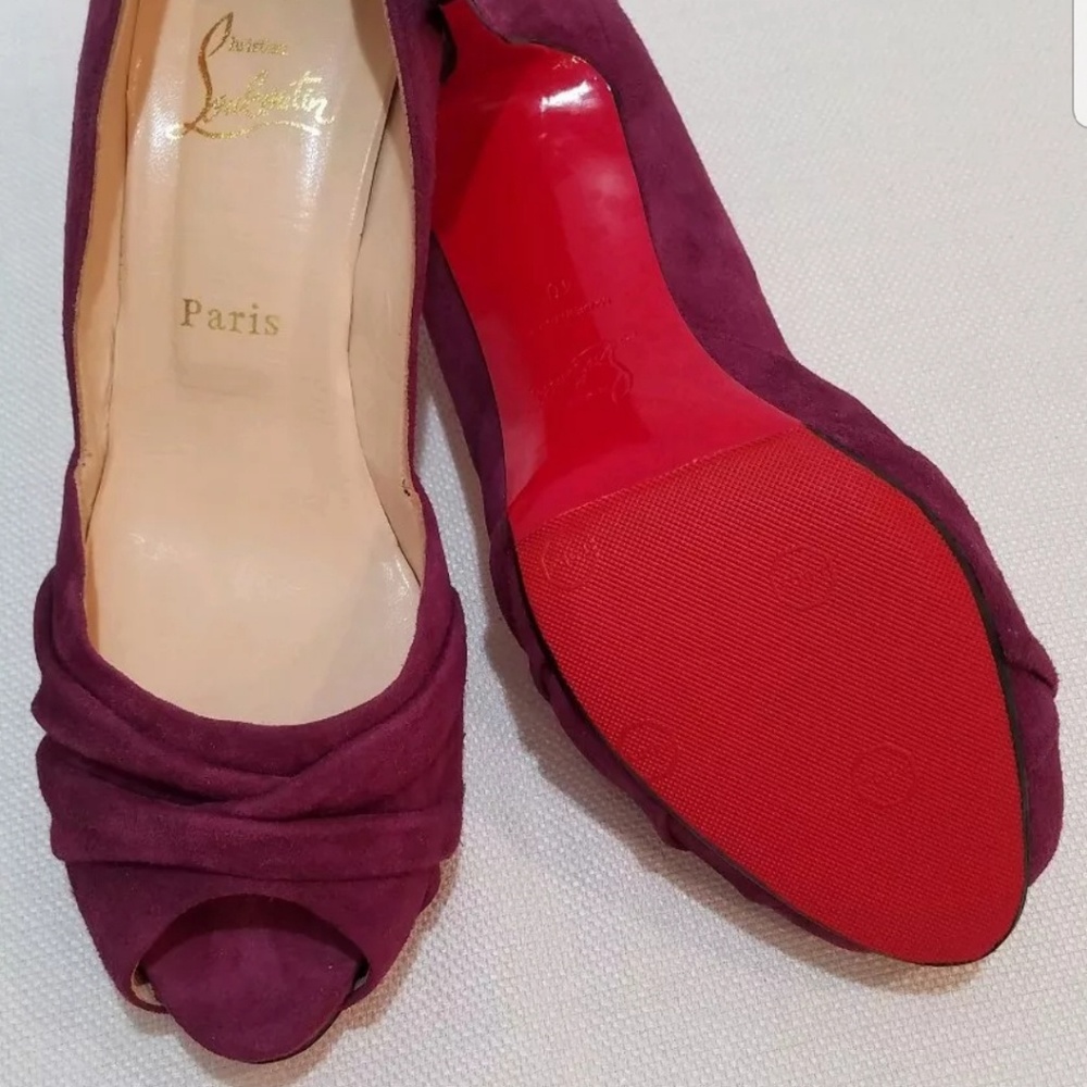 CHRISTIAN LOUBOUTIN Fuchsia Suede Women's Heels 40